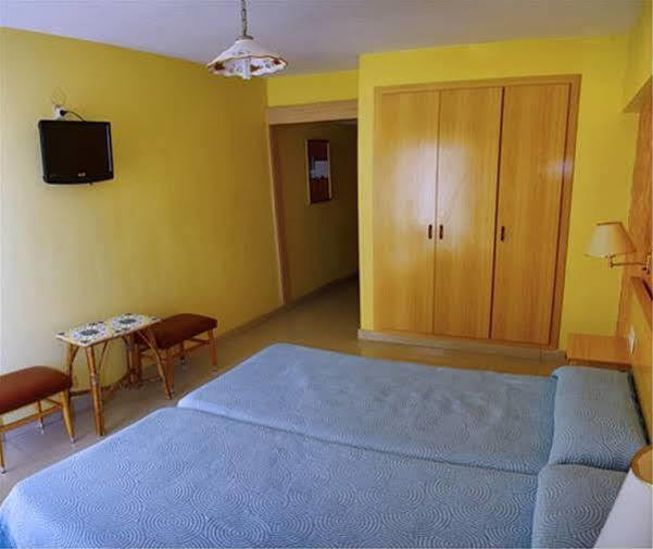 Hotel Clibomar Jamaica Гандия Екстериор снимка