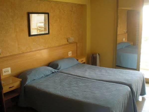 Hotel Clibomar Jamaica Гандия Екстериор снимка